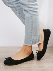女士黑色蝴蝶结装饰平底鞋，圆头仿麂皮芭蕾平底鞋情人节款 - 黑色 - 查看 2