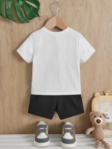SHEIN 男嬰王冠和字母圖案T恤和短褲 - 黑與白 - 查看 2