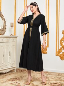 Al Najma Contrast Tape Detail Belted Dress - Black - View 3
