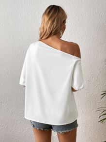 SHEIN VCAY Blusa unicolor de un hombro con diseño de botón - Blanco - Ver 2