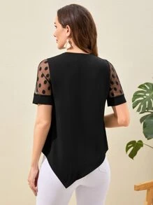 EMERY ROSE Blusa con panel de malla de dobby, cuello con muesca, manga corta - Negro - Ver 2