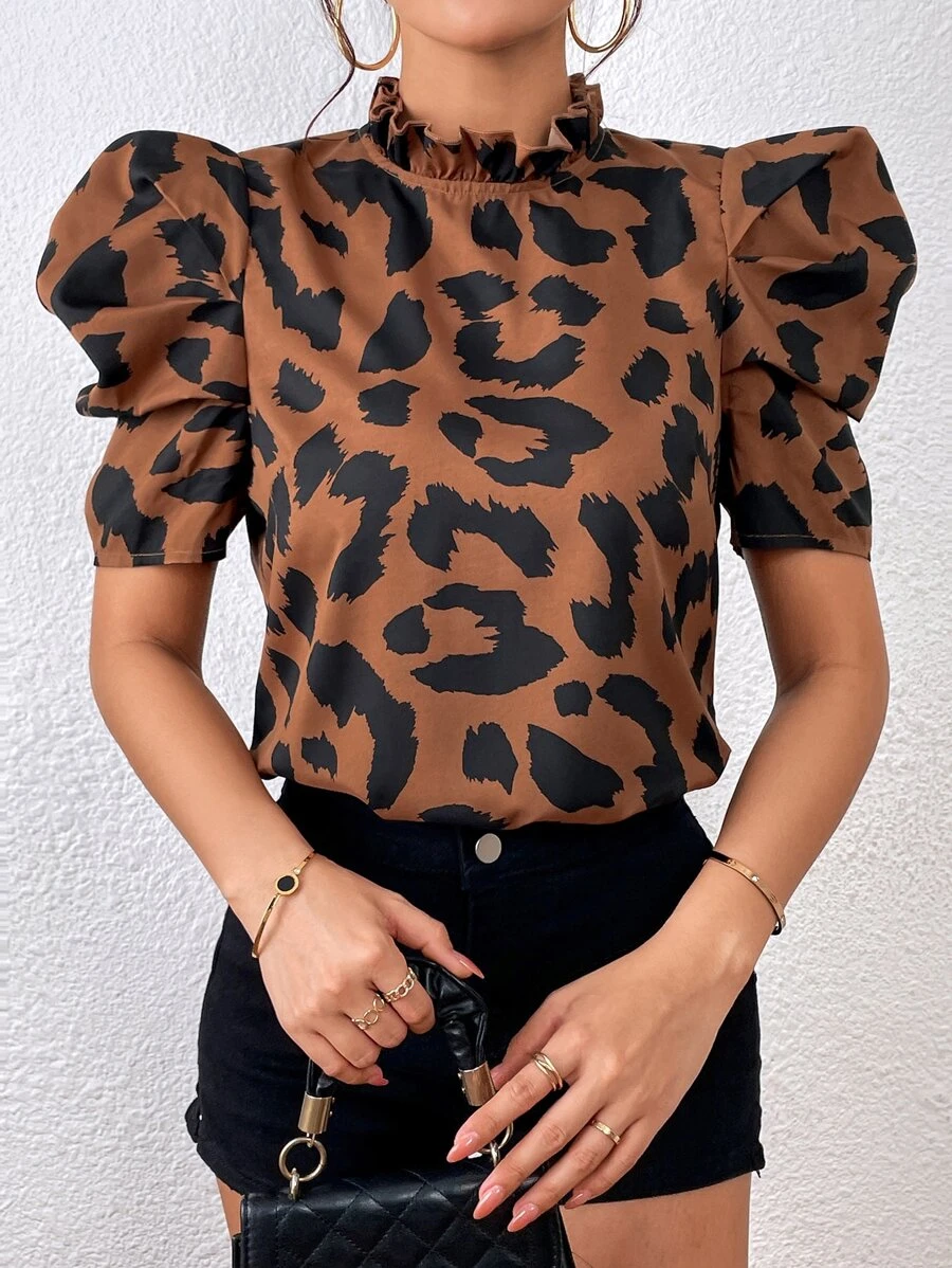 SHEIN Privé Puff Sleeve Frilled Neck Leopard Blouse,Short Sleeve Tops - Multicolor - View 1