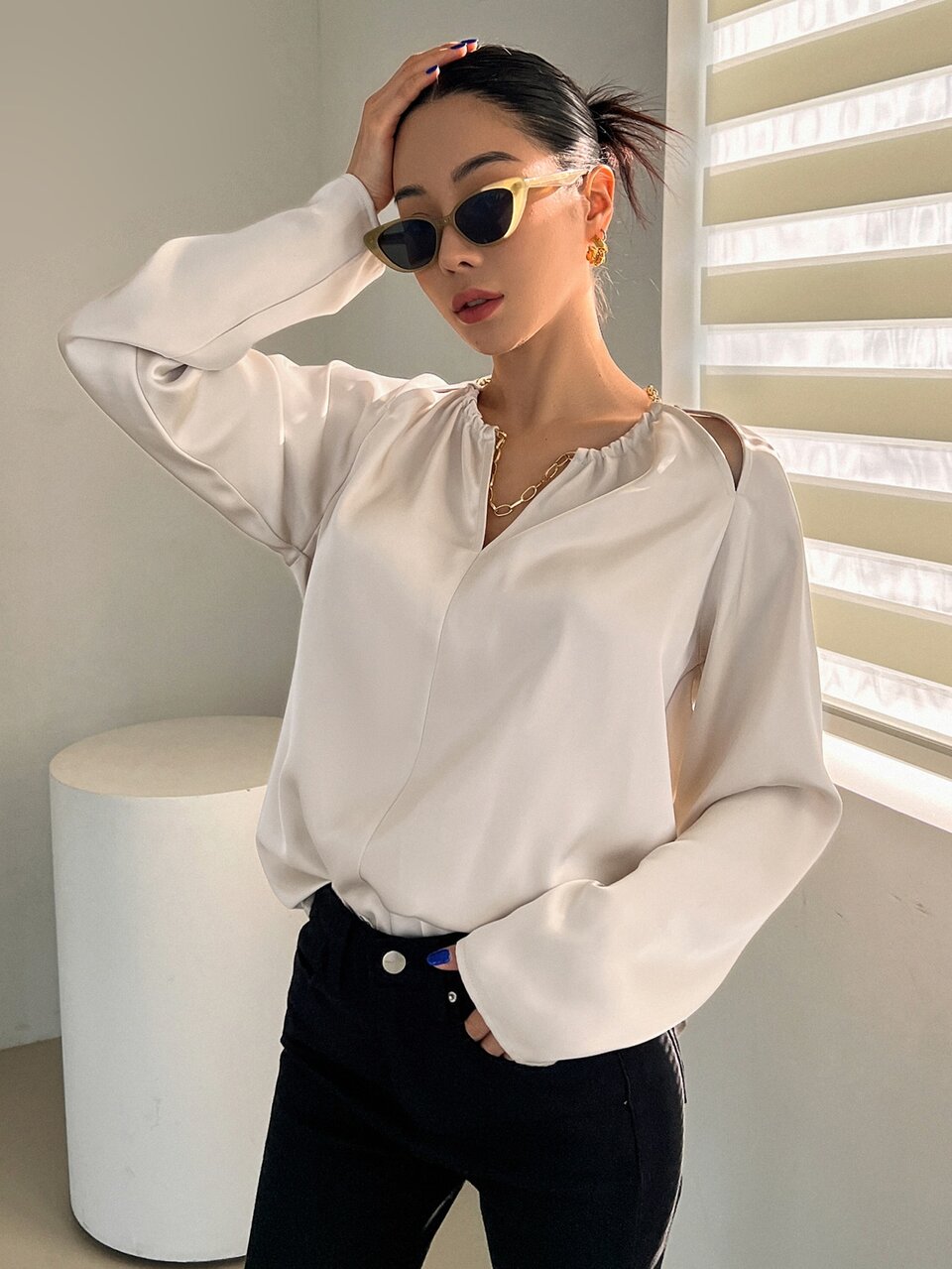 Cut Out Raglan Sleeve Blouse
