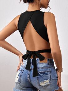 Chiquease 後背繫帶短款背心 - 黑色 - 查看 1