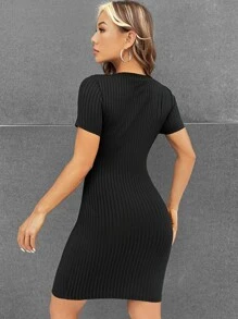 SHEIN EZwear Đầm Gân đan Slogan Giải trí - màu đen - Xem 2