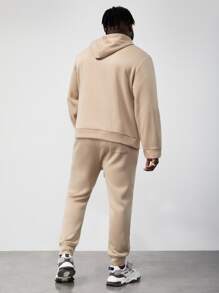 EASEVO Men Letter Graphic Hoodie & Joggers - Apricot - View 2