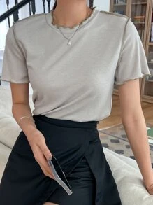 DAZY Top-stitching Lettuce Trim Tee - Grey - View 2