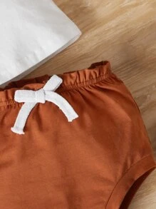 SHEIN Baby Heart & Letter Graphic Tee & Bow Front Shorts - Multicolor - View 4