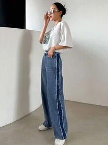 DAZY Raw Trim Cat's Whisker Washed Jeans Without Belt - Light Wash - View 8