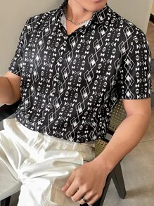 Manfinity Men Geo Print Shirt Without Tee - Black and White - View 5