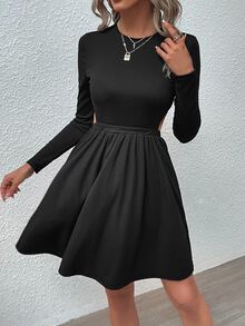 SHEIN LUNE 素色露背A字連衣裙 - 黑色 - 查看 4