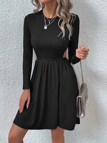 SHEIN LUNE 素色露背A字連衣裙 - 黑色 - 查看 5