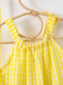 SHEIN Niñas Vestido de tirantes de rayas bajo con fruncido & Accesorio Bolso - Amarillo - Ver 4