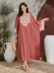 Al Najma 幾何印花蝙蝠袖土耳其長袍 - 乾枯玫瑰色 - 查看 3