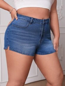 SHEIN Plus Butterfly Embroidery Denim Shorts - Dark Wash - View 3