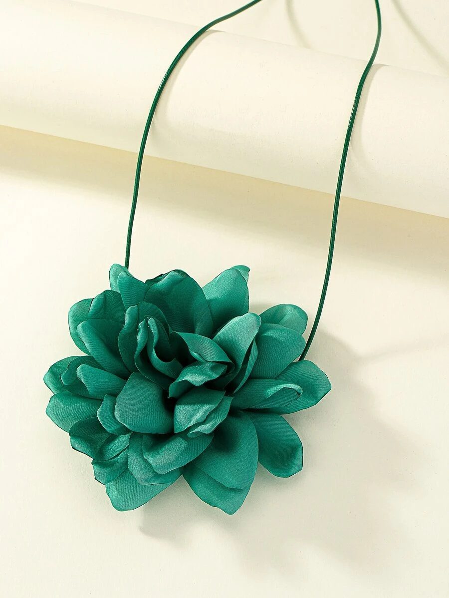 Collar con diseño de flor - Verde - Ver 1