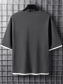 Manfinity Hypemode 男士字母補丁細節拼接邊T恤無項鏈 - 深灰色 - 查看 2