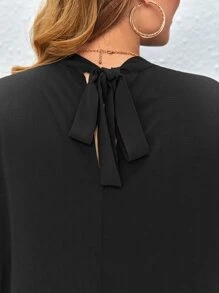 SHEIN Privé Blusa unicolor de manga murciélago