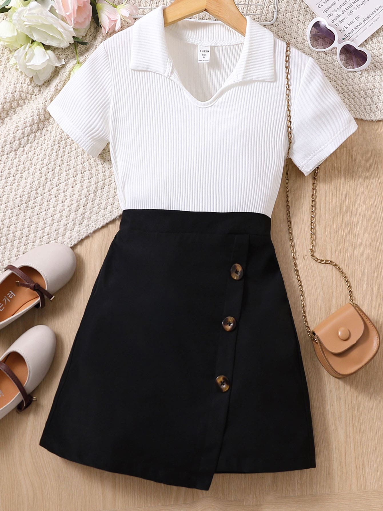 SHEIN 女孩條紋針織T恤和前紐扣不對稱半身裙 - 黑與白 - 查看 1