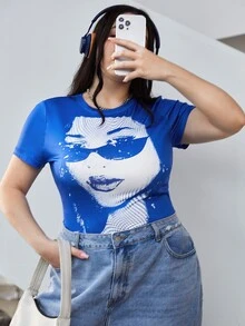 SHEIN EZwear Plus Figure Graphic Tee - Royal Blue - View 3