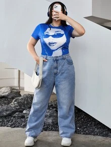 SHEIN EZwear Plus Figure Graphic Tee - Royal Blue - View 4