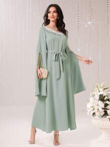 Modelyn 一字肩流蘇邊水鑽細節開衩袖繫腰帶洋裝 - 薄荷綠 - 查看 1