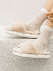 Minimalist Fluffy Bedroom Slippers - Apricot - View 5