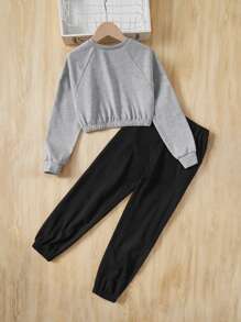 SHEIN Niñas Pullover con estampado de figura de manga raglán & Pantalones deportivos desgarro - Multicolor - Ver 2