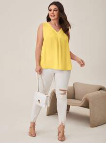 SHEIN Clasi Plus V Neck Sleeveless Blouse - Yellow - View 3