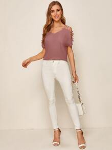 SHEIN LUNE V-neck Laddering Cutout Shoulder Top - Dusty Pink - View 3
