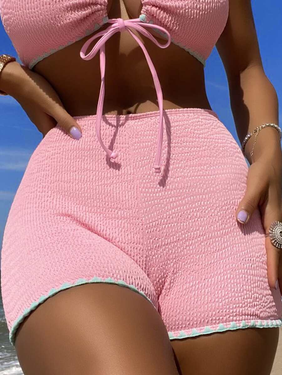 鞭针褶饰比基尼泳裤，适合夏季海滩度假