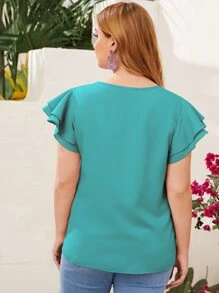 SHEIN Clasi 大碼鎖眼領口多層蝴蝶袖上衣