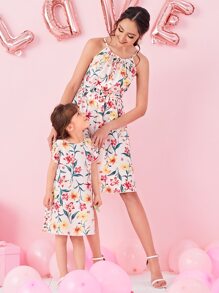 SHEIN VCAY Allover Floral Print Tie Front Halter Dress - White - View 3