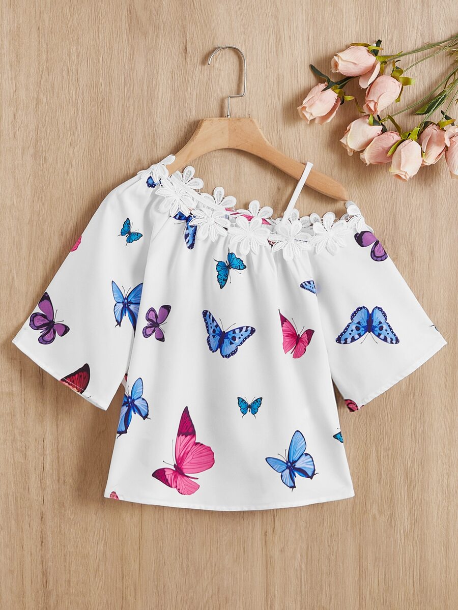 SHEIN 女孩蝴蝶圖案鏤空蕾絲花邊不對稱領襯衫 - 彩色 - 查看 1