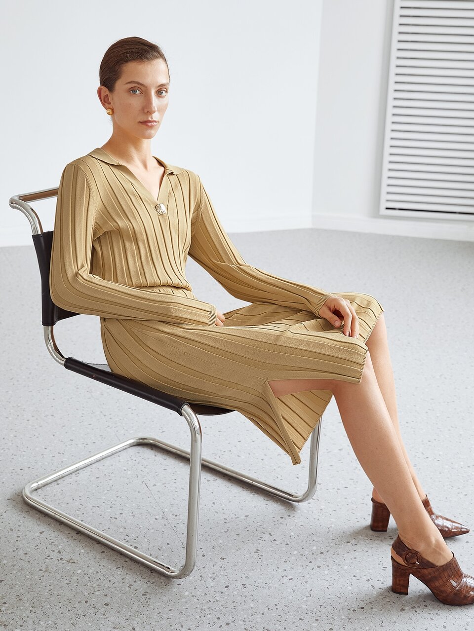 RIBBED VISCOSE-BLEND SKIRT