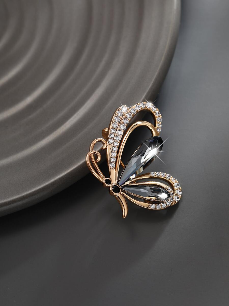 Cubic Zirconia Butterfly Design Brooch - Multicolor - View 1