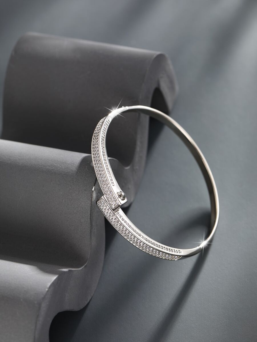 إسورة مكعب زركونيا زخرفة