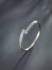 إسورة مكعب زركونيا زخرفة