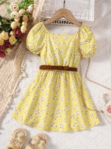 小女童碎花泡泡袖繫腰帶洋裝