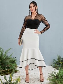 Modelyn Ruched Contrast Mesh Top - Black - View 3