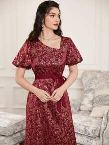 Al Najma Burgundy Red Gold Floral Print Puff Sleeve Belted Dress - Burgundy - View 3