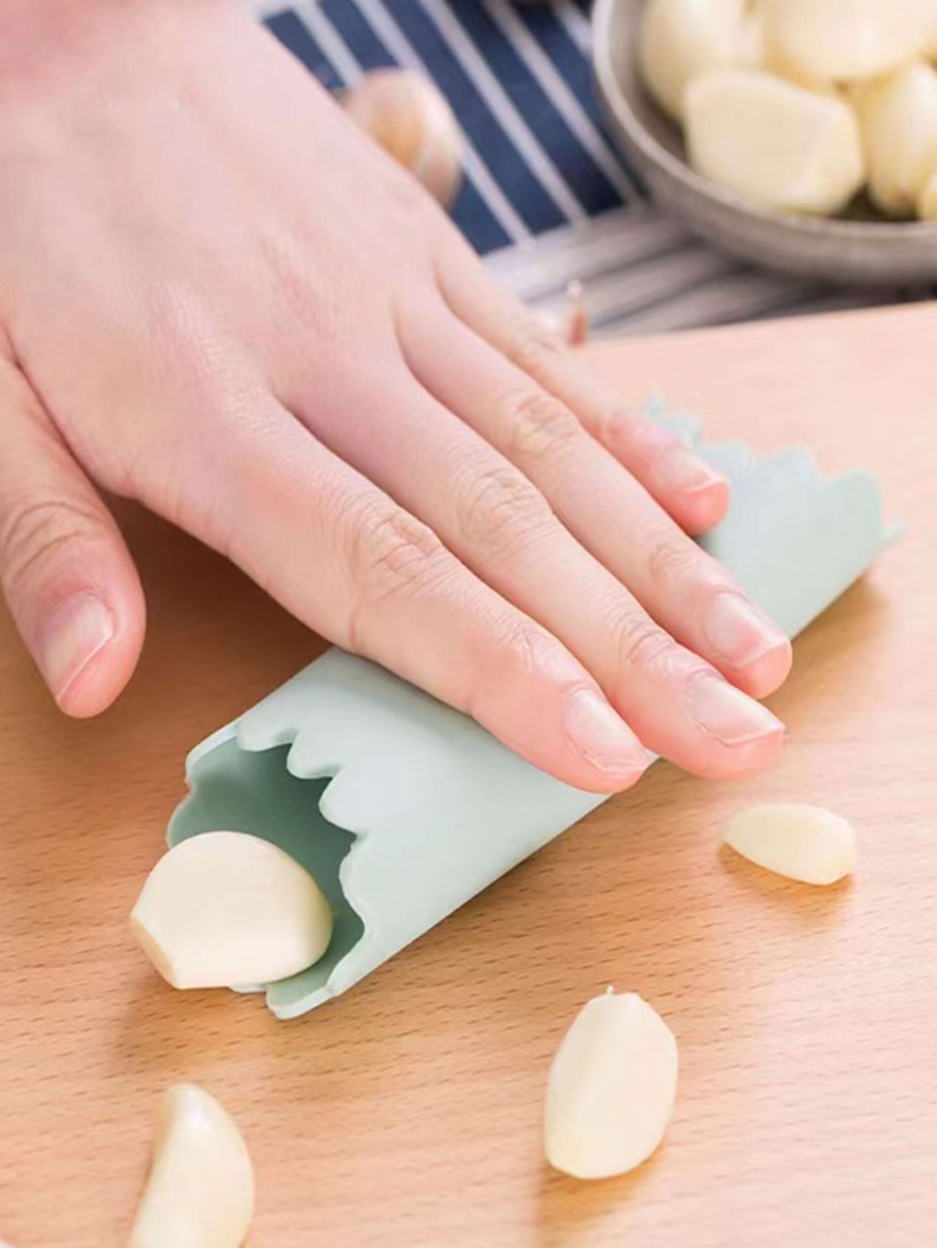 1入組矽膠大蒜削皮器 - 彩色 - 查看 1