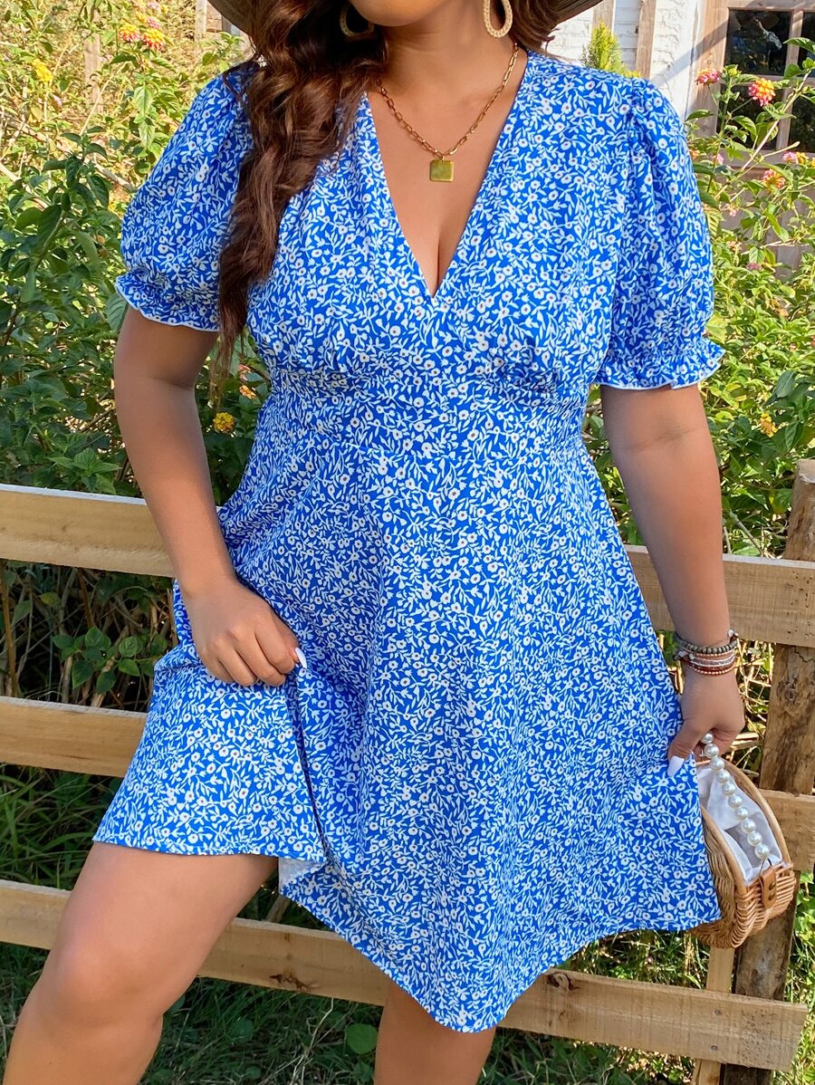 SHEIN Holidaya Plus Ditsy Floral Print Puff Sleeve Dress - Blue - View 1