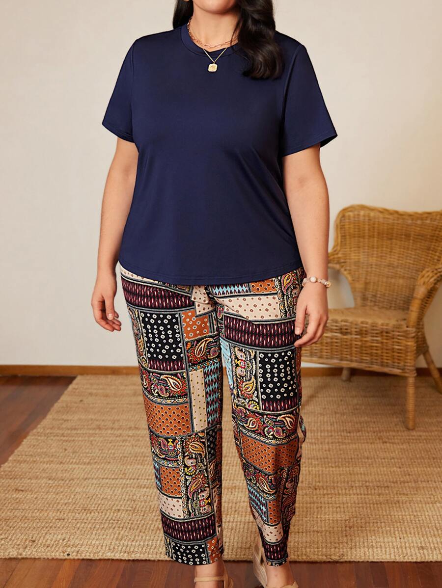 EMERY ROSE Plus Solid Tee & Paisley & Floral Print Trousers - Navy Blue - View 1