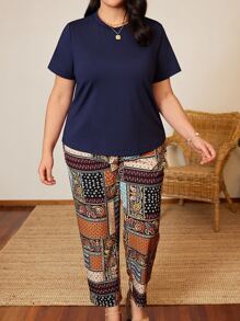 EMERY ROSE Plus Solid Tee & Paisley & Floral Print Trousers - Navy Blue - View 3