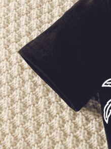 SHEIN 男嬰椰子樹和卡通圖案T恤和翻蓋細節短褲