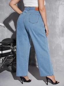 Plus High Waist Ripped Straight Leg Jeans - Light Wash - View 2