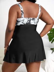 SHEIN Swim Curve Vestido de playa de verano con esmirriado de volantes en el bajo, talla grande, efecto tie-dye - Negro - Ver 2