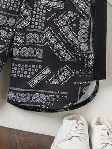 男孩佩斯利印花短褲