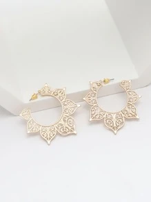 2pcs Hollow Out Hoop Earrings
